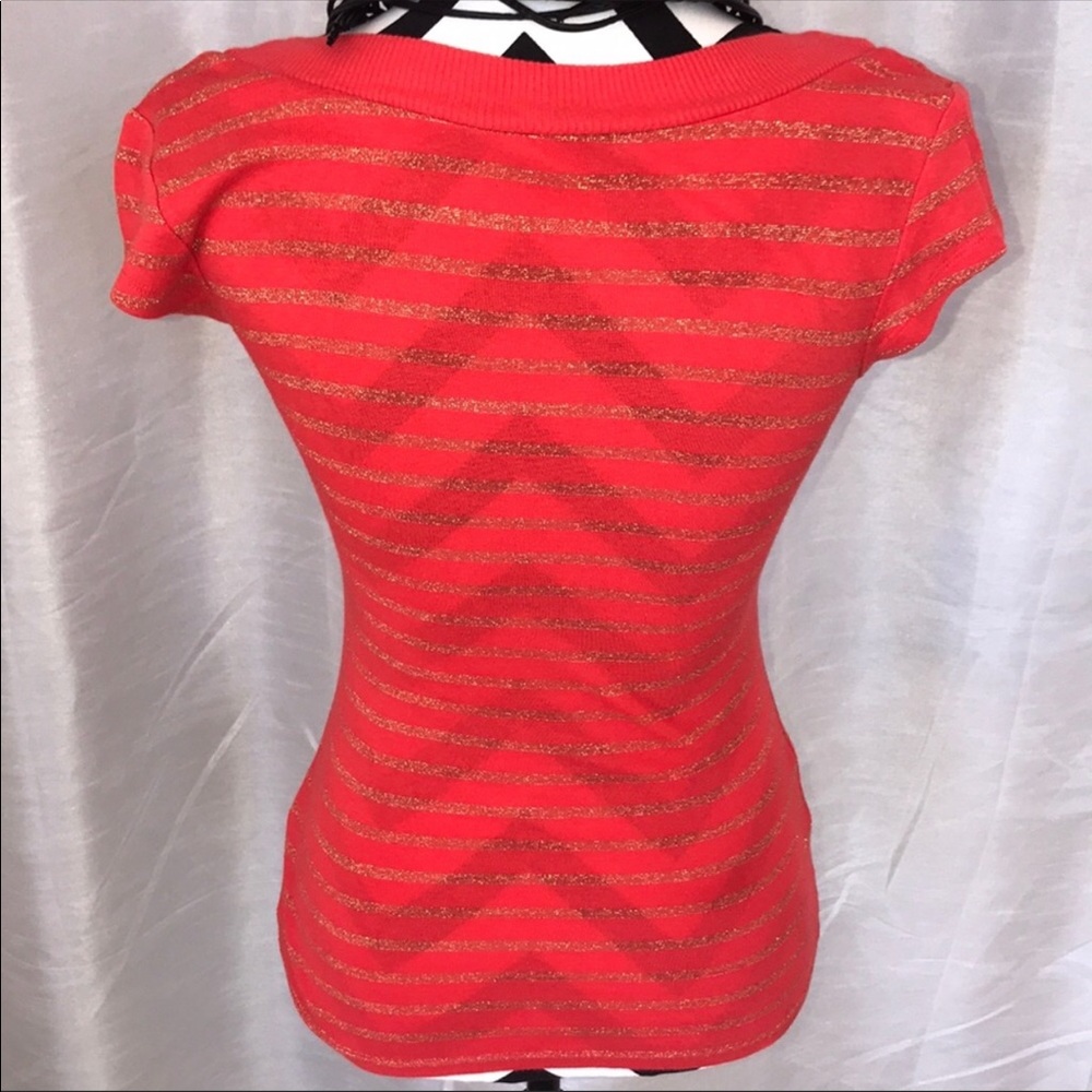 Express Tee - Picture 3 of 5